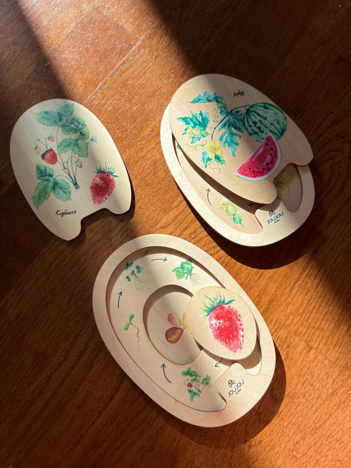 картинка Умняшка-деревяшка "Клубника" от магазина JOUJOU